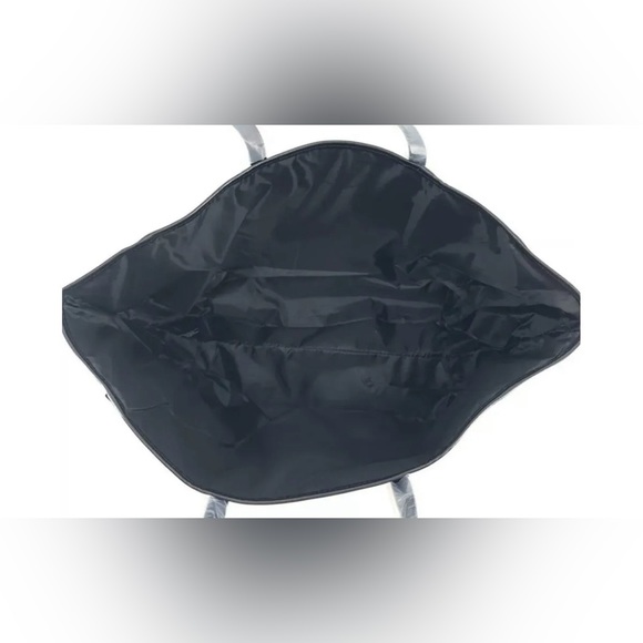 NEW VICTORIA'S SECRET BLING STRIPE SEQUINS CARRYALL TOTE & MATCHING WRISTLET SET - Picture 5 of 7